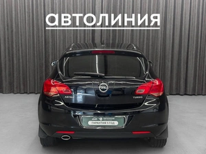 Хетчбэк Opel Astra 2011 года, 650000 рублей, Красноярск
