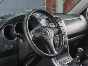 Внедорожник Suzuki Grand Vitara 2011 года, 1079000 рублей, Сургут