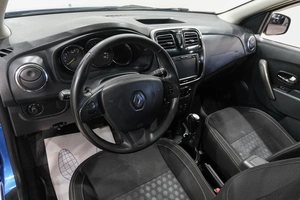 Хетчбэк Renault Sandero 2015 года, 849000 рублей, Новокузнецк