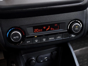 Седан Kia Rio 2015 года, 999000 рублей, Краснодар