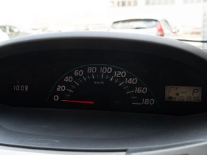 Хетчбэк Toyota Vitz 2005 года, 590000 рублей, Краснодар