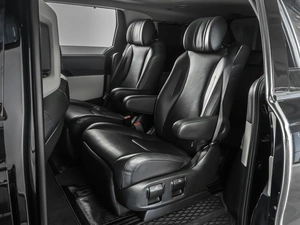 Минивэн Kia Carnival 2022 года, 4999000 рублей, Тюмень