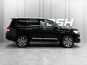 Внедорожник Toyota Land Cruiser 2015 года, 4509000 рублей, Тюмень
