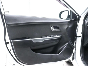 Седан Kia Rio 2012 года, 1000000 рублей, Красноярск