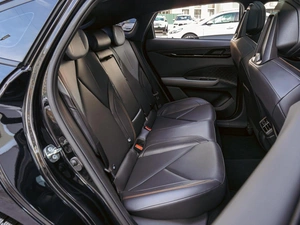 Лифтбек Changan UNI-V 2023 года, 2500000 рублей, Краснодар