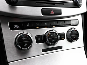 Седан Volkswagen Passat 2012 года, 899000 рублей, Волгоград