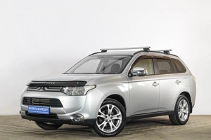 Внедорожник Mitsubishi Outlander 2012 года, 1299000 рублей, Тюмень