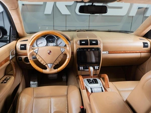 Внедорожник Porsche Cayenne Turbo 2007 года, 1770000 рублей, Тюмень