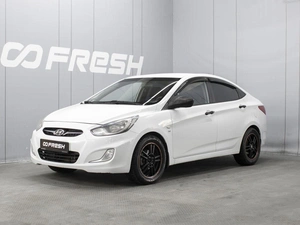 Седан Hyundai Solaris 2014 года, 840000 рублей, Омск