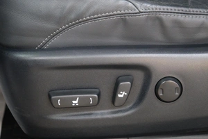 Внедорожник Toyota Land Cruiser Prado 2015 года, 4519000 рублей, Омск