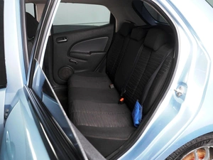 Хетчбэк Mazda 2 2009 года, 629000 рублей, Красный Пахарь