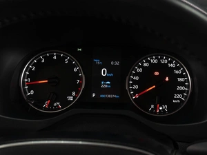 Внедорожник Toyota RAV4 2021 года, 3449000 рублей, Тюмень