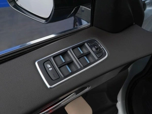 Внедорожник Jaguar F-Pace 2017 года, 3449033 рублей, Москва