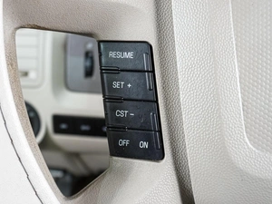 Внедорожник Ford Escape 2008 года, 884000 рублей, Воронеж