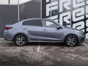 Седан Kia Rio 2017 года, 1430000 рублей, Краснодар