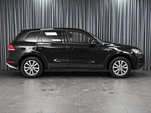 Внедорожник Volkswagen Touareg 2012 года, 1998000 рублей, Ставрополь