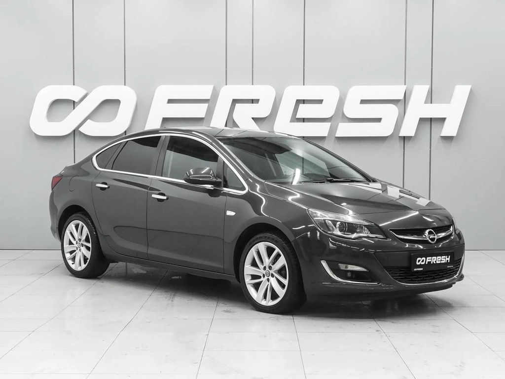Седан Opel Astra 2013 года, 1070000 рублей, Ростов-на-Дону