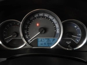 Седан Toyota Corolla 2013 года, 1319000 рублей, Тюмень