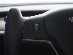 Внедорожник Tesla Model Y 2021 года, 4749865 рублей, Москва