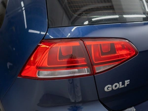 Хетчбэк Volkswagen Golf 2015 года, 1300000 рублей, Красноярск