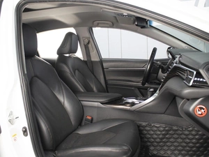 Седан Toyota Camry 2018 года, 2870000 рублей, Омск