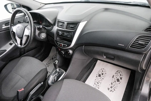 Хетчбэк Hyundai Solaris 2012 года, 729000 рублей, Красноярск