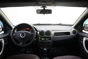 Хэтчбек Renault Sandero 2011 года, 492000 рублей, Брянск
