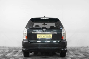 Минивэн Toyota Wish 2005 года, 769000 рублей, Кемерово