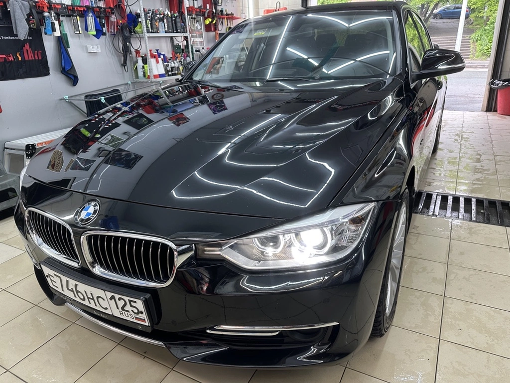 Седан BMW 3 серия 2015 года, 2690000 рублей, Владивосток