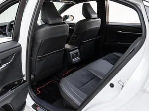 Седан Toyota Camry 2025 года, 4560000 рублей, Краснодар