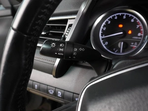 Седан Toyota Camry 2019 года, 2599000 рублей, Воронеж