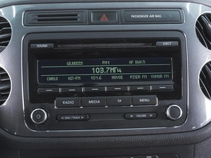 Внедорожник Volkswagen Tiguan 2013 года, 1330000 рублей, Ростов-на-Дону