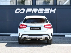 Внедорожник Mercedes-benz GLA-класс 2015 года, 1976000 рублей, Кирилловка