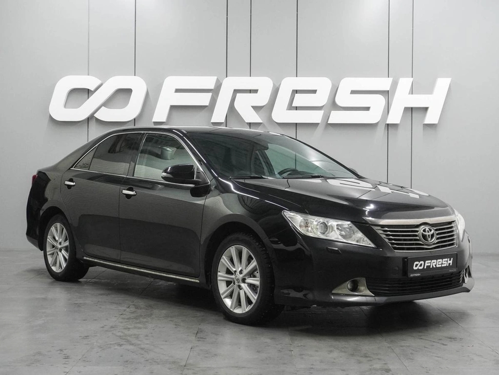 Седан Toyota Camry 2014 года, 1597000 рублей, Воронеж