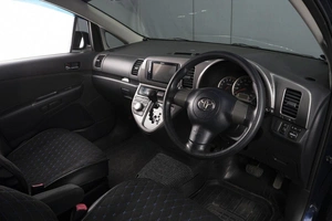 Минивэн Toyota Wish 2008 года, 920000 рублей, Омск