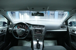 Хетчбэк Volkswagen Golf 2013 года, 1333000 рублей, Солонцы