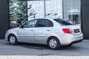 Седан Kia Rio 2010 года, 499000 рублей, Ульяновск