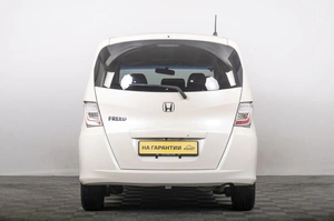 Минивэн Honda Freed 2012 года, 1099000 рублей, Томск