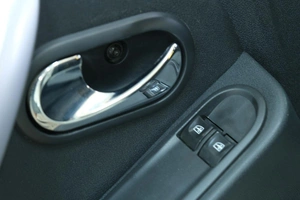Внедорожник Nissan Terrano 2016 года, 1399000 рублей, Омск