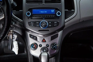 Седан Chevrolet Aveo 2013 года, 749000 рублей, Красноярск