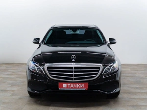 Седан Mercedes-benz E-класс 2018 года, 2650000 рублей, Красноярск