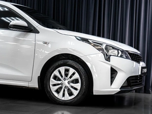 Седан Kia Rio 2021 года, 1389000 рублей, Тюмень
