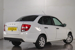 Седан ВАЗ (LADA) Granta 2019 года, 699000 рублей, Челябинск