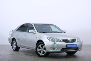 Седан Toyota Camry 2004 года, 1159000 рублей, Омск
