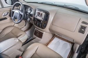 Внедорожник Ford Escape 2003 года, 599000 рублей, Томск