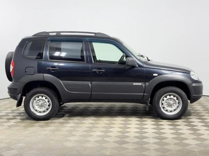 Внедорожник Chevrolet Niva 2018 года, 738100 рублей, Казань