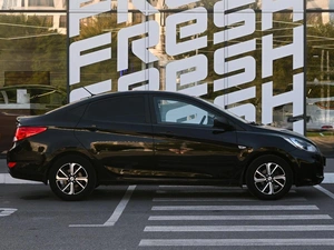Седан Hyundai Solaris 2012 года, 819000 рублей, Волгоград