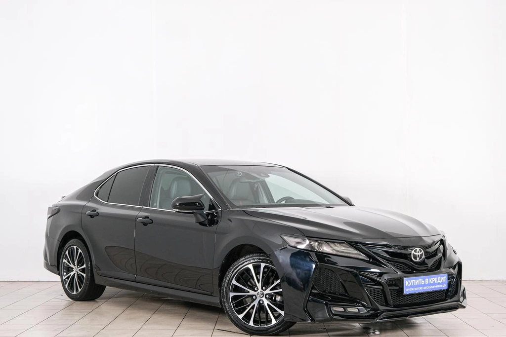 Седан Toyota Camry 2020 года, 3199000 рублей, Красноярск