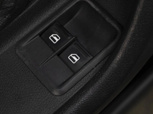 Хетчбэк Skoda Fabia 2010 года, 590000 рублей, Омск