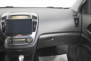 Хетчбэк Kia Ceed 2009 года, 709000 рублей, Кемерово